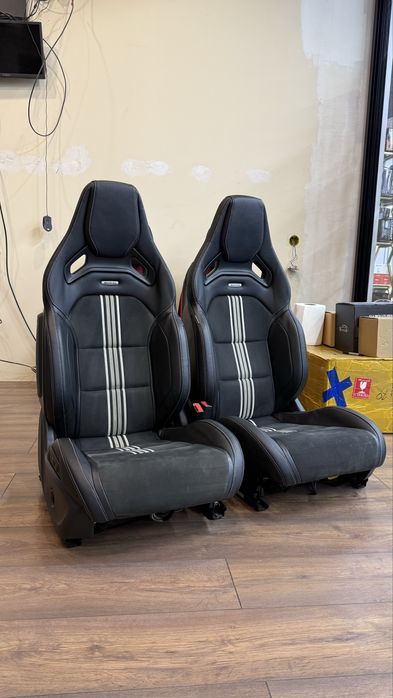 W177 AMG 4.5 alcantara.