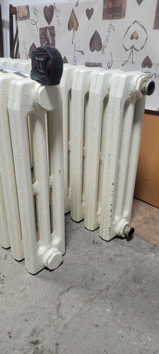 Батарею чугунную