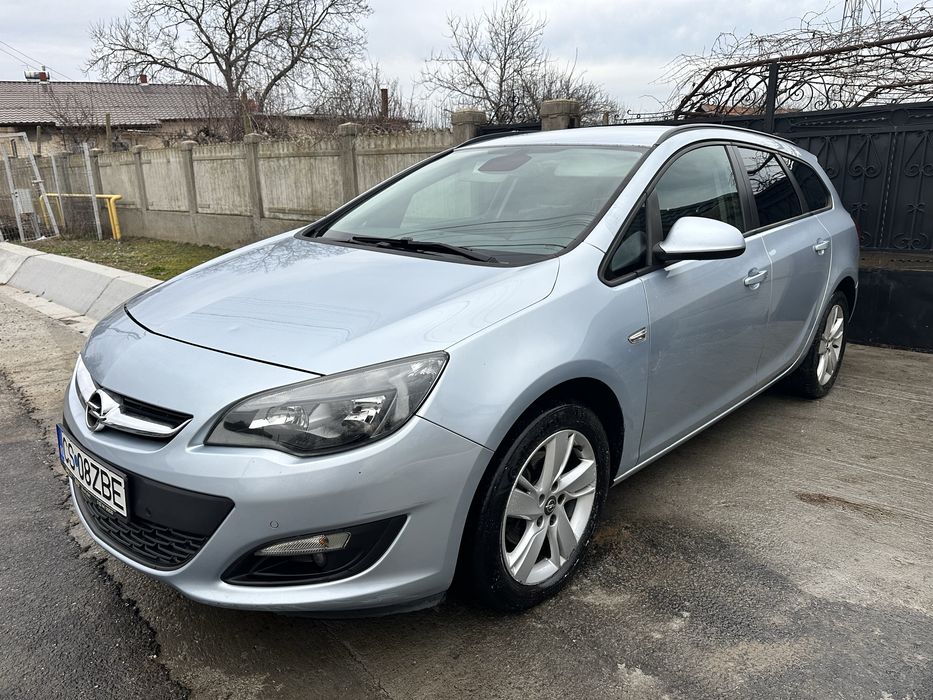 Opel Astra J 2015 euro 6 - stare excelenta