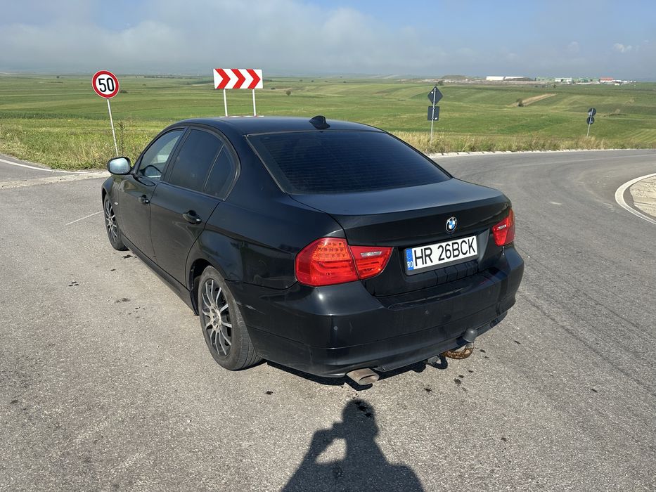 Bmw seria 3 E90 2009 318d 143cp