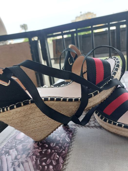 Дамски сандали 38