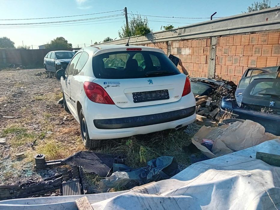 Пежо 207 1.6HDI НА ЧАСТИ