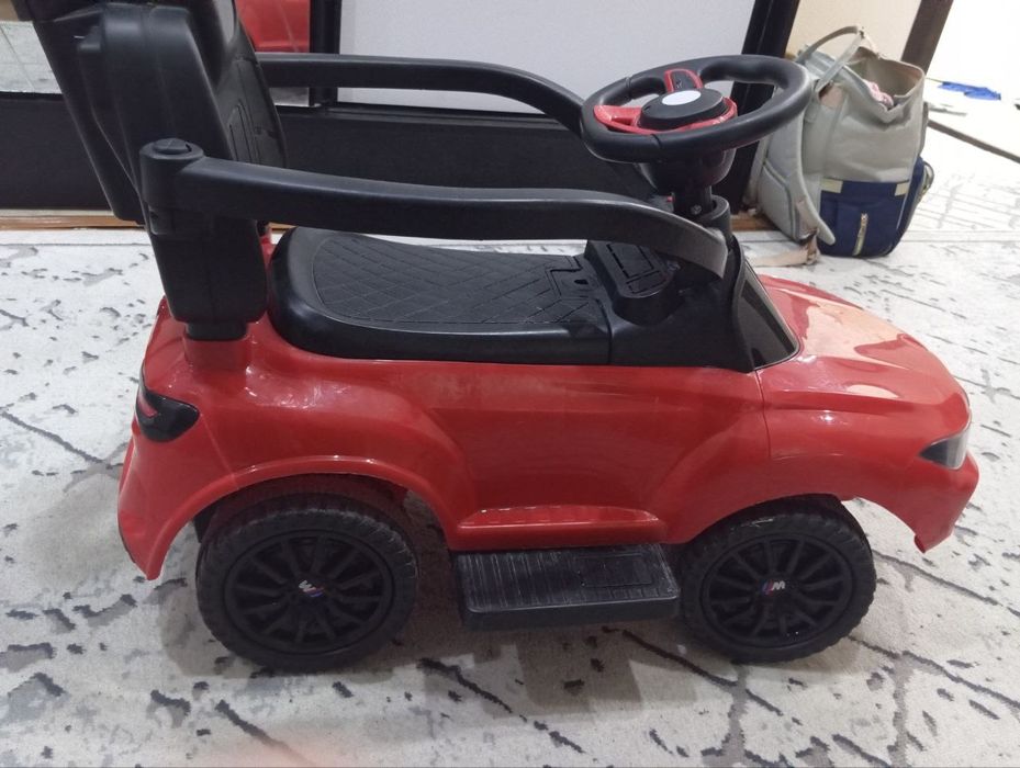 Детская не электронная машинка