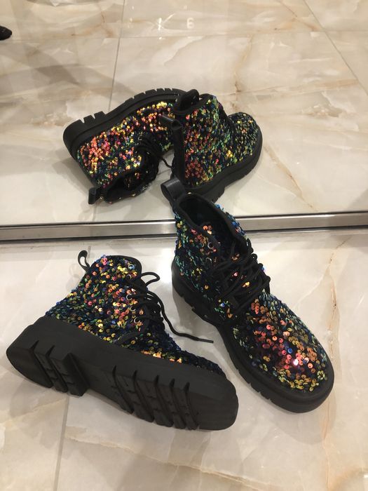 Обувки пайети