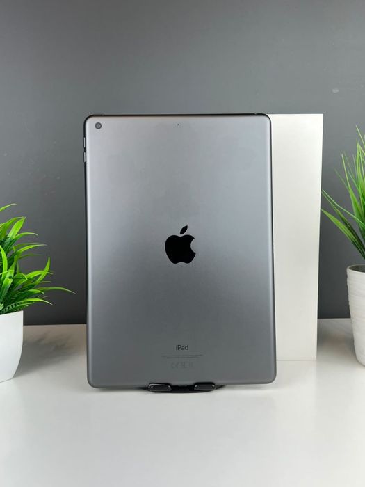 Планшет Apple iPad 10.2 64GB 2021