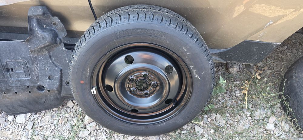 Нова Резерна джанта с гума Subaru 5x100 195/60/15