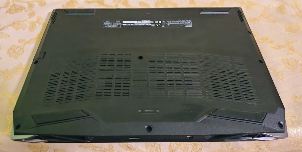 NVidia RTX 4060 8GB/Intel Core i7-12650H/16GB RAM/1024GB SSD/15.6 144hz FHD+ IPS/Acer Predator Nitro 15 rgb keyboard gaming laptop геймърски лаптоп