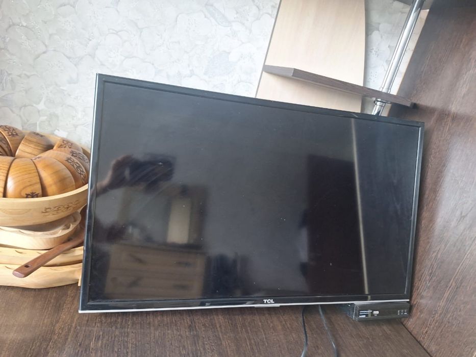 Продам телевизор
