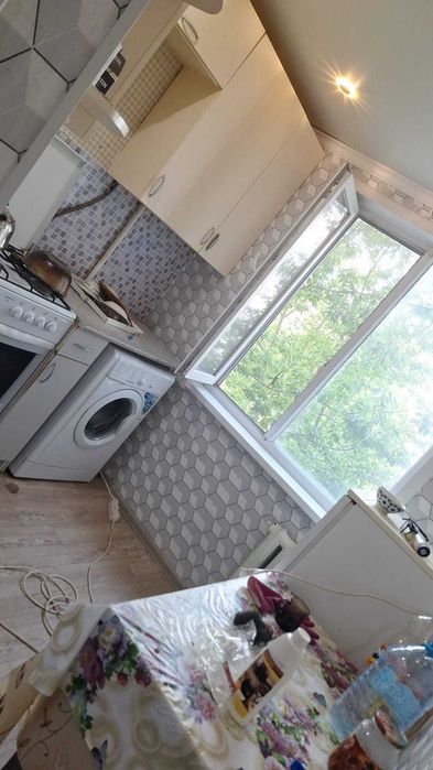 сдам 2 ком квартиру в районе 8школа