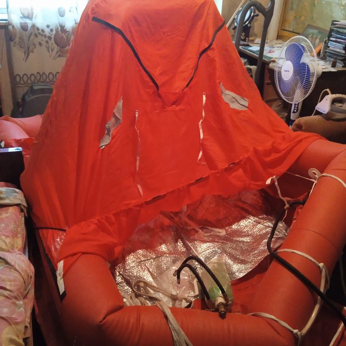 плот спасательный