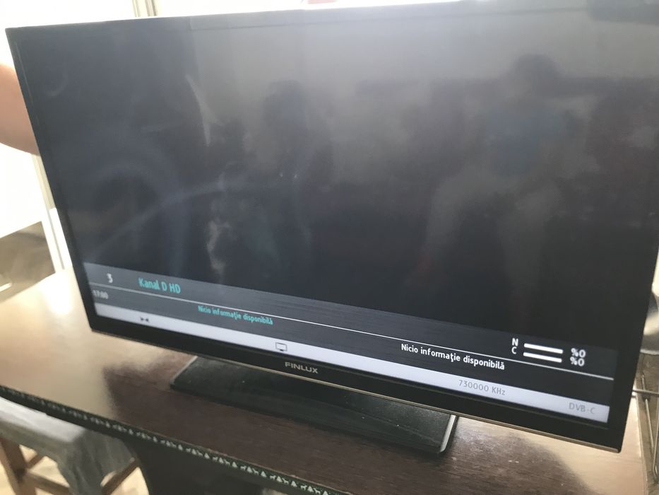 Vand urgent televizor 81 cm
