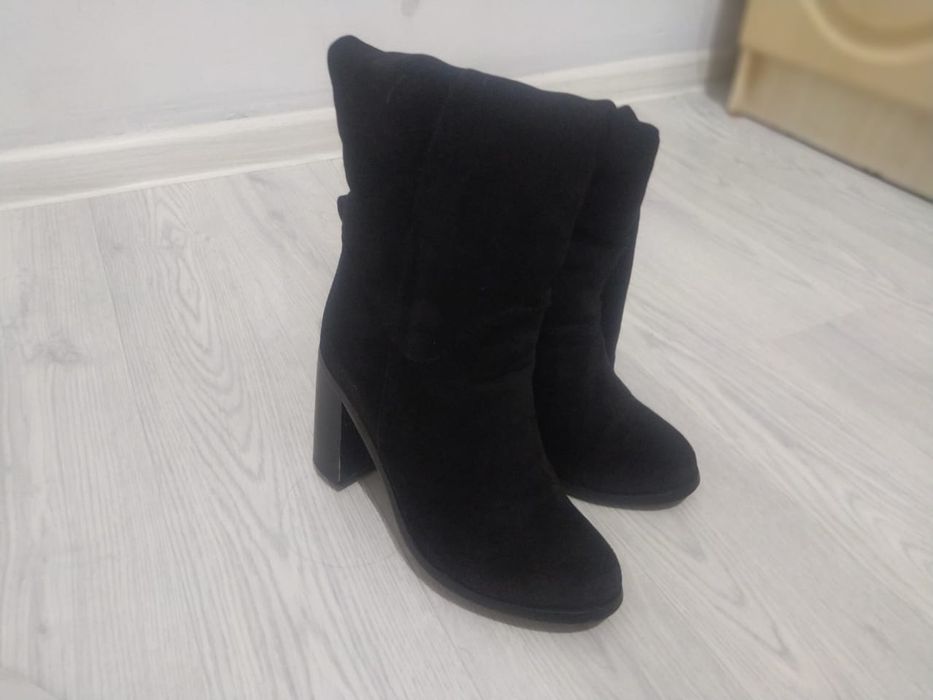 Продам сапоги женские