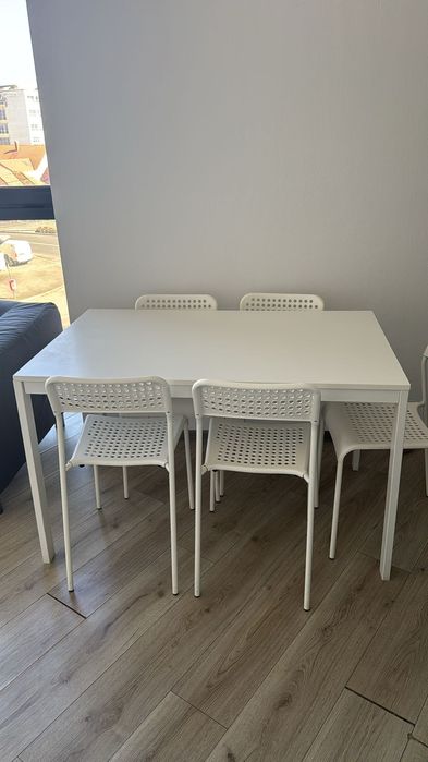 Masa Vangsta/ADDE Ikea
