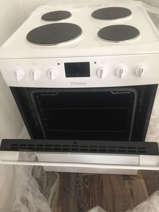 Электрическая плита Hansa