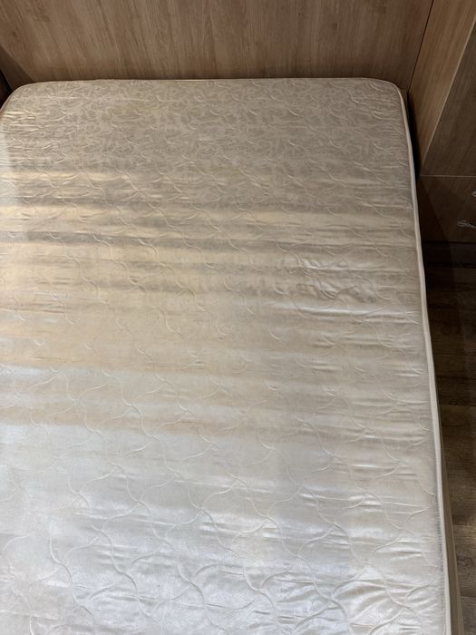 Продам матрас 160*200