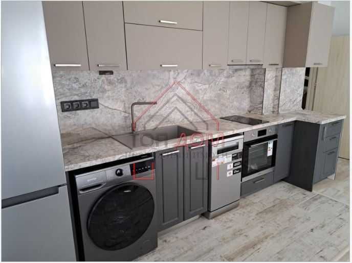 Дава се под наем Тристаен апартамент в Варна, Възраждане 1 - 86 кв.м за 510 € - Снимка #2