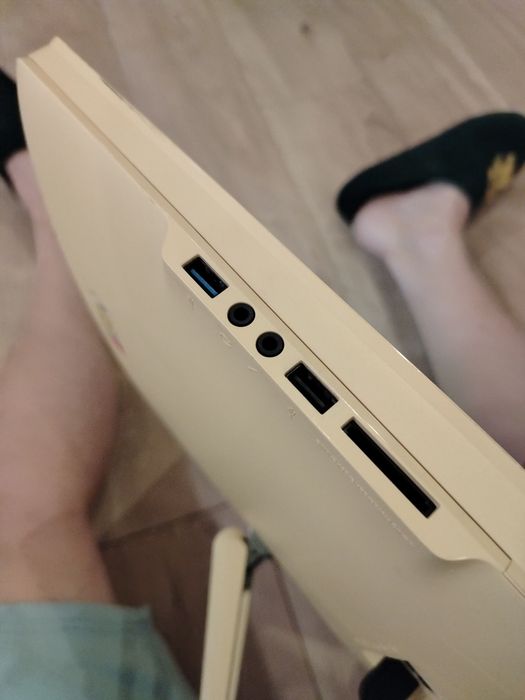 PC Lenovo All-în-One calculator