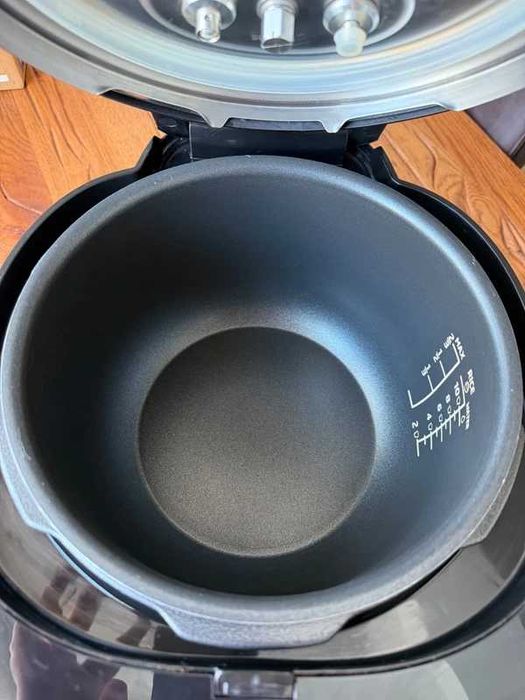 Multicooker PHILIPS All-in-One 5l, 1000W, black