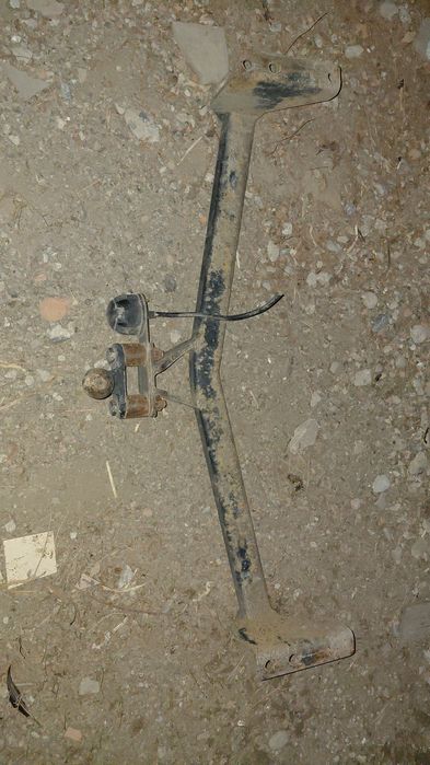 Фаркоп на volvo 850