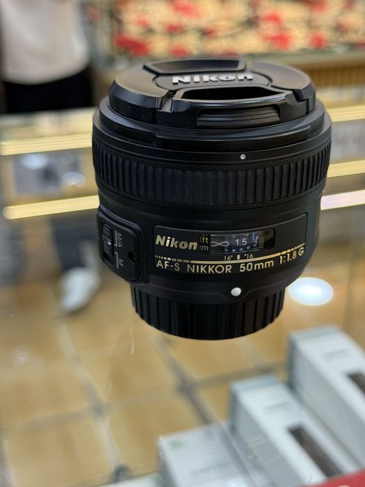Продается Nikon 50мм 1.8