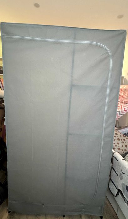 Продам Шкаф чехол