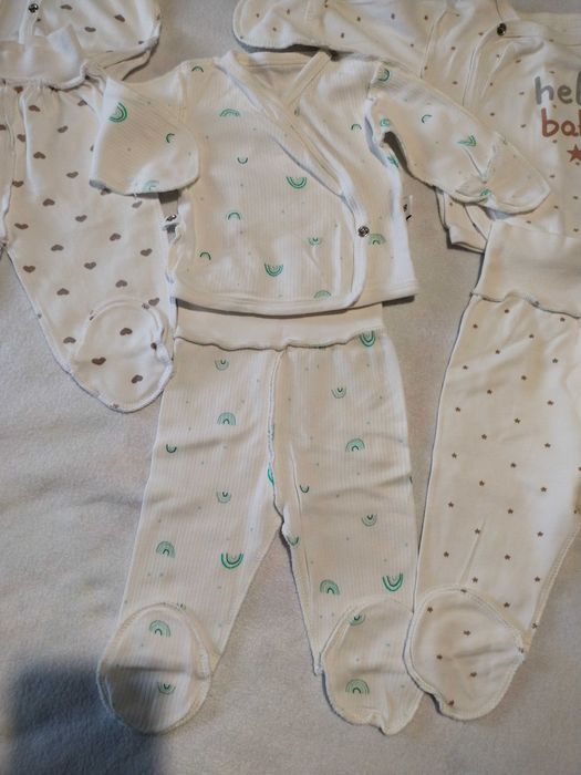 Одежда для новорожденных