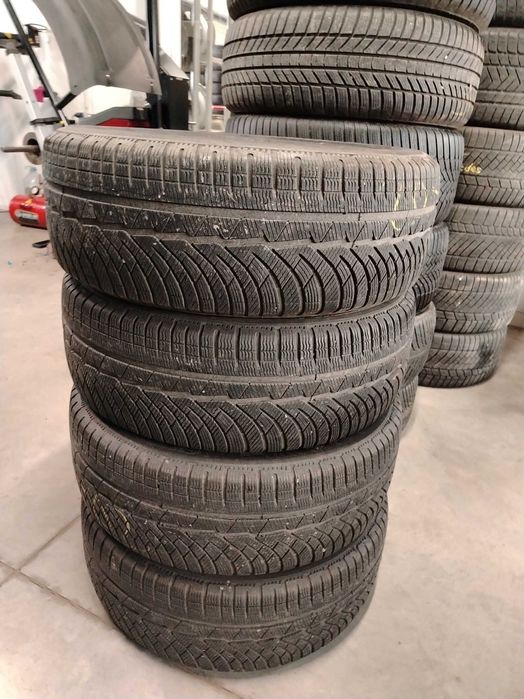 4бр.зимни гуми 235/55/18 Michelin