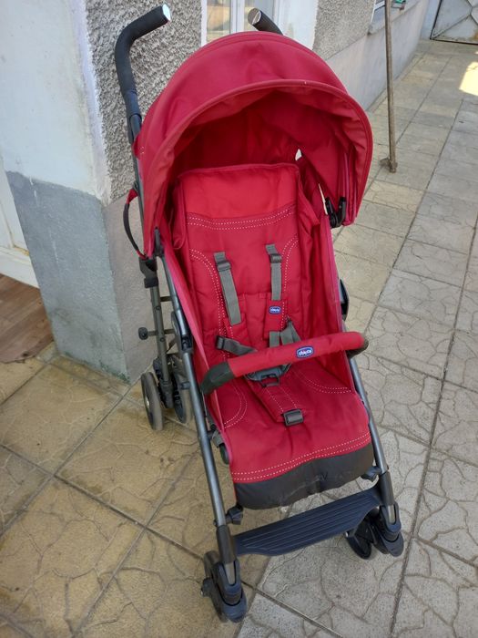 Подарявам детска количка