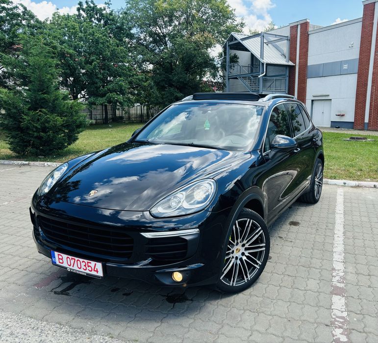 PORSCHE Cayenne