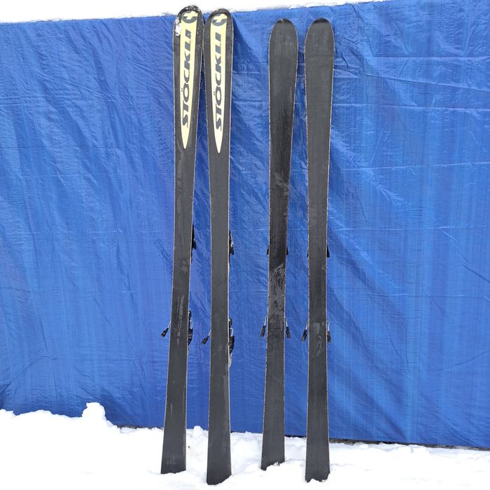 2 perechi de schiuri