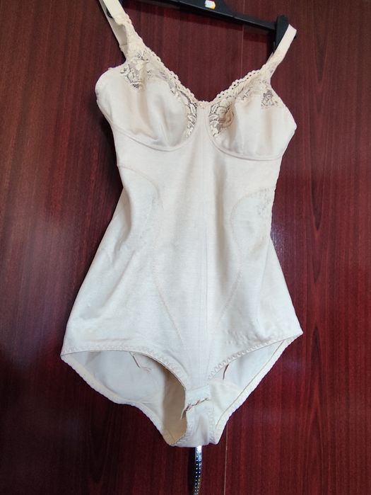 Body modelator damă 90B