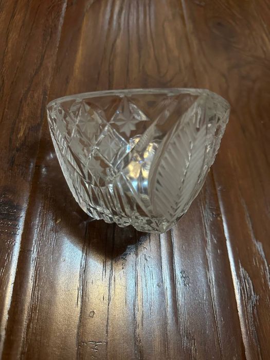 Салатницы хрустальные. Все за 100 000 сум