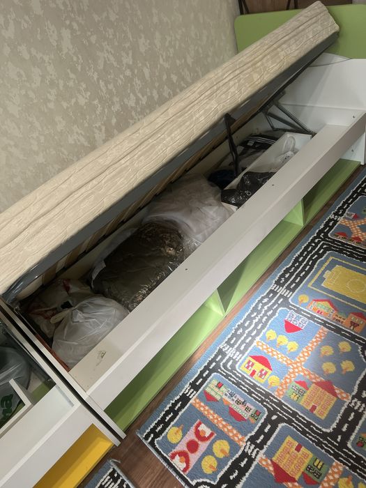 Кровати с ортопед матрацом