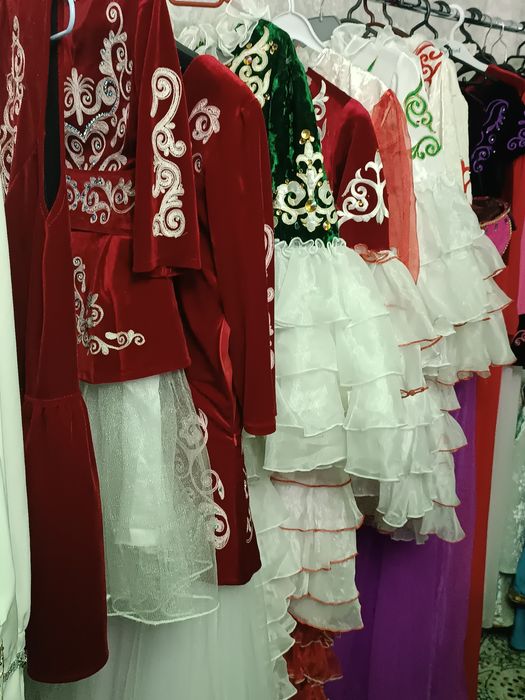 Ұлттық киімдер прокатқа