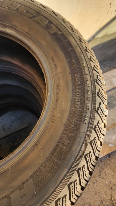 265/70 R17  балон сотилади