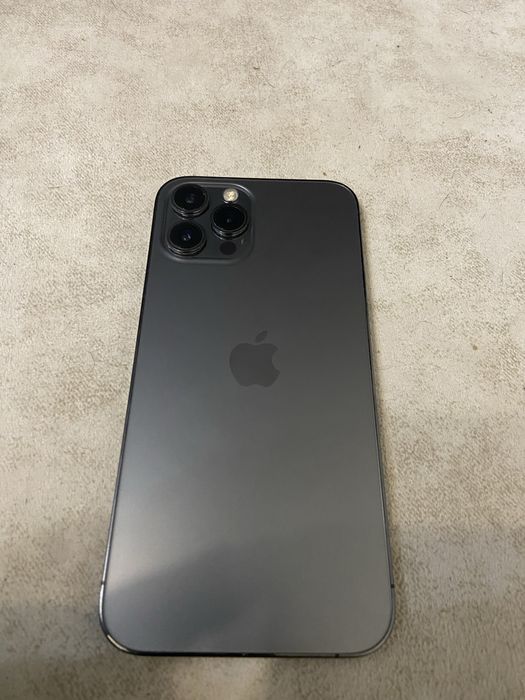 Продам Iphone 12 pro max
