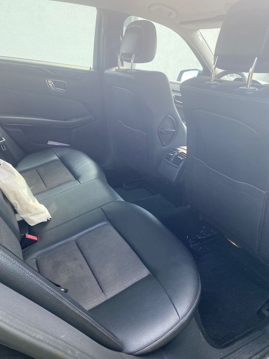 Mercedes e 220 автомобил дизел