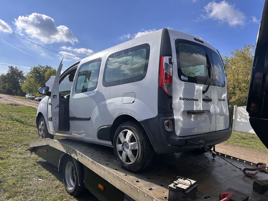 Dezmembrez sau intreg Renault Kangoo Maxi 2014 1.5 Dci