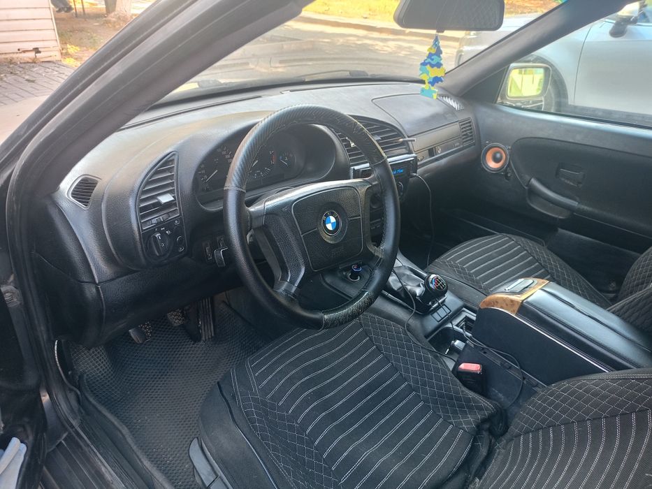 В срочной продаже Bmw M3 2.5
