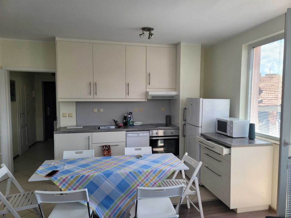 Дава се под наем Двустаен апартамент в Варна, Виница - 55 кв.м за 500 € - Снимка #1