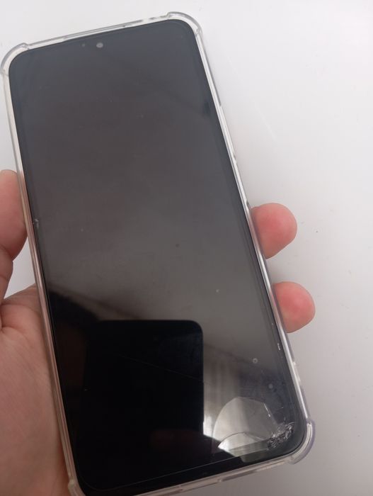 Продается смартфон honor x8a 128/6-GB телефон