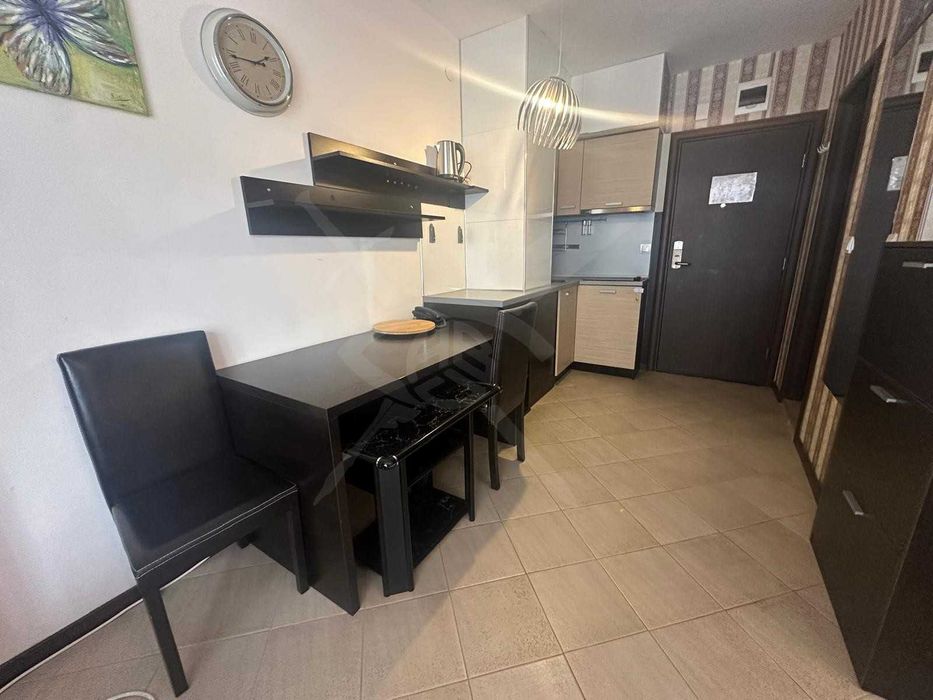 Продава се Едностаен апартамент в к.к. Слънчев бряг - 50 кв.м за 930 €/кв.м - Снимка #3