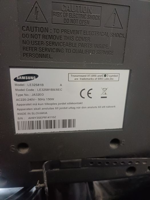 Продам жк телевизор , dvd караоке