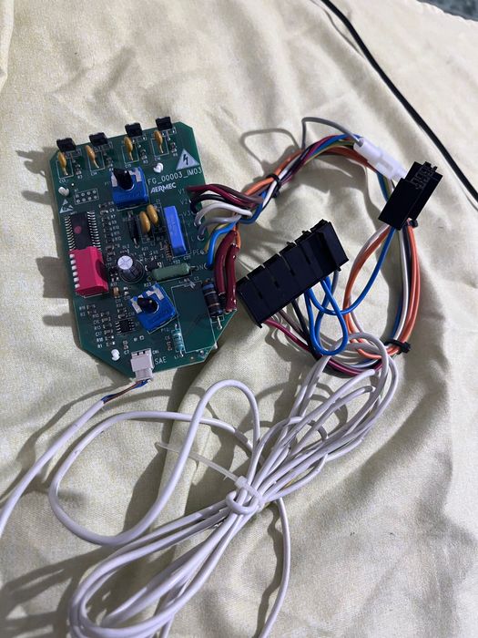 Резервна част за AERMEC конвектор