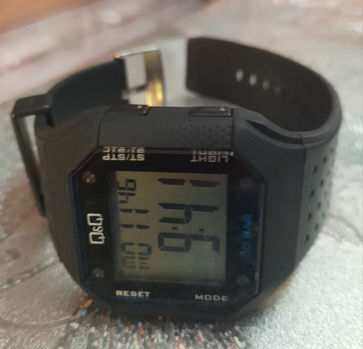 Ceas nou Q&Q, Water Resistant 10 ATM