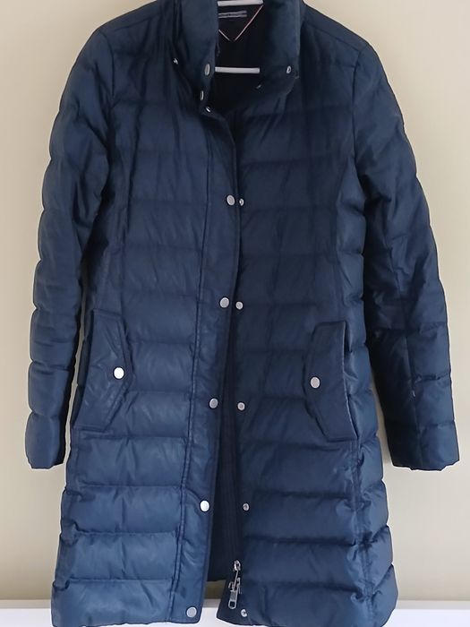 Geaca impecabila Tommy Hilfiger