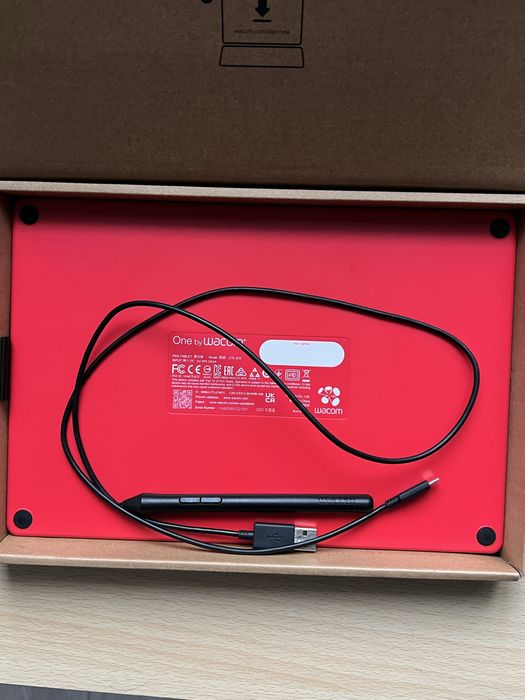 Графический планшет Wacom medium