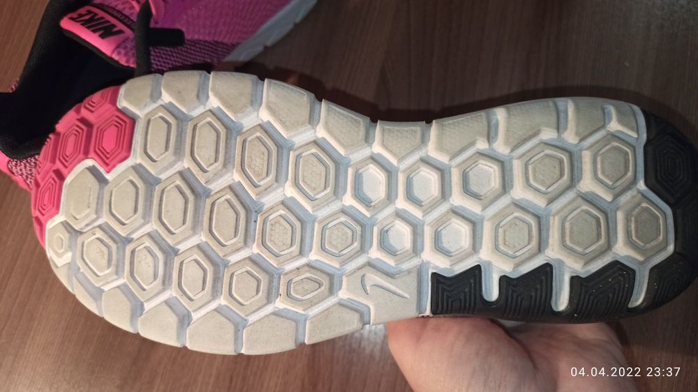 Кроссовки женские Nike