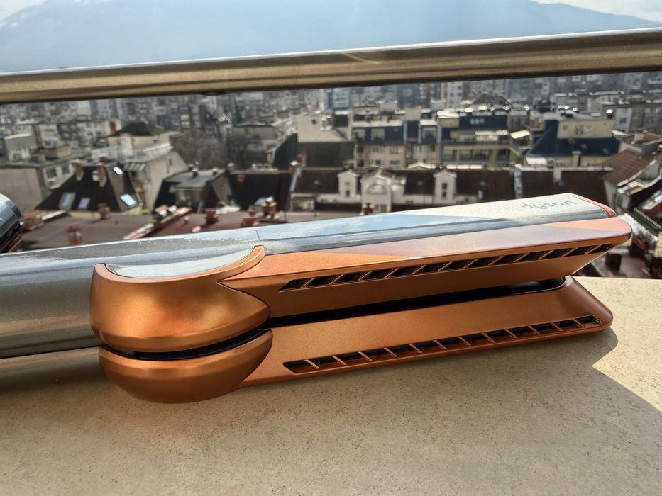 Dyson Airstrait в гаранция