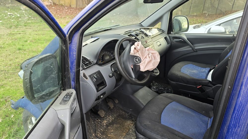 Mercedes vito 8+ 1